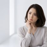 心配する女性